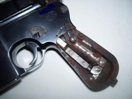 Hace unos días encontré por casualidad en una web extranjera un arma a la venta que hacía muchos años 61