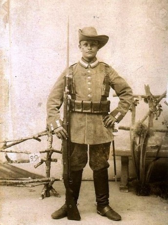 Hace unos días encontré por casualidad en una web extranjera un arma a la venta que hacía muchos años 130