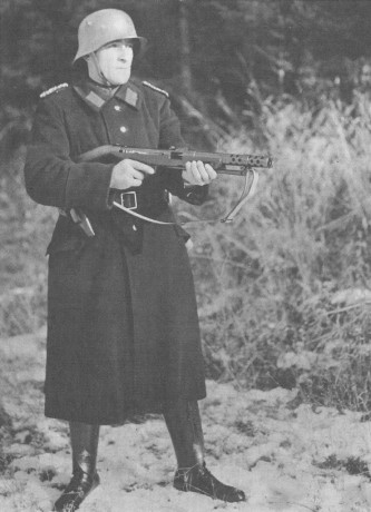 Hace unos días encontré por casualidad en una web extranjera un arma a la venta que hacía muchos años 161