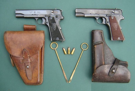 Hace unos días encontré por casualidad en una web extranjera un arma a la venta que hacía muchos años 92