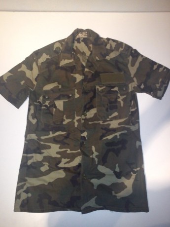 Se vende uniforme boscoso talla 3C      35€
uniforme arido talla 2C y 3C            35€
Funda vivac altus 01
