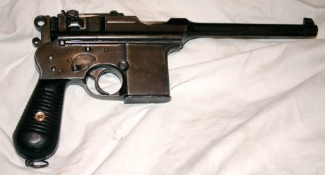 Hace unos días encontré por casualidad en una web extranjera un arma a la venta que hacía muchos años 81