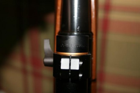   Leuopold VX 3 1,5-5 X 20    
 en retícula german 4

 http://www.leupold.com/hunting-and-shooting/products/scopes/vx-3-riflescopes/vx-3-1-5-5x20mm/ 71
