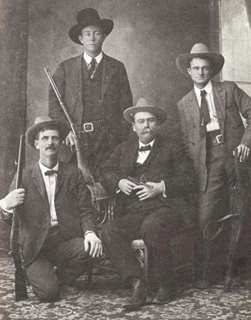 Hace unos días encontré por casualidad en una web extranjera un arma a la venta que hacía muchos años 10