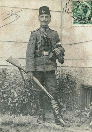 Hace unos días encontré por casualidad en una web extranjera un arma a la venta que hacía muchos años 101