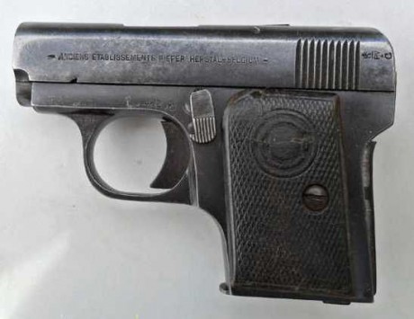Hace unos días encontré por casualidad en una web extranjera un arma a la venta que hacía muchos años 31