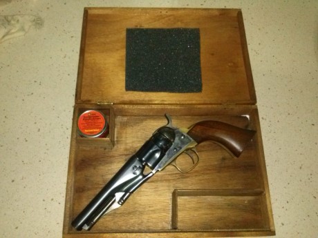  Hilo para colocar fotos, de esas armas de pólvora negra que tanto nos gustan y tenemos bien cuidadas, 60
