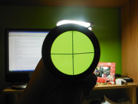 Hola a todos tengo un visor zeiss diavari z 2.5-10x52 de carril, es antiguo, ya que me lo regaló un familiar, 00