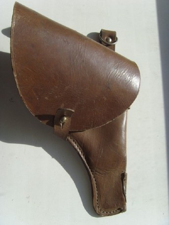 Hace unos días encontré por casualidad en una web extranjera un arma a la venta que hacía muchos años 161