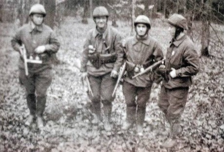 Hace unos días encontré por casualidad en una web extranjera un arma a la venta que hacía muchos años 171