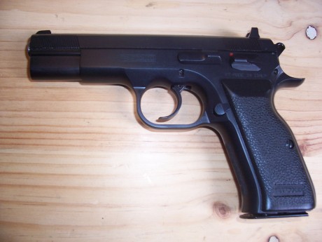 Hola amigos, estoy con ganas de empezar a tirar en precision con 9mm, no tengo ninguna intencion de ganar 40