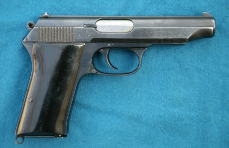 Hace unos días encontré por casualidad en una web extranjera un arma a la venta que hacía muchos años 161