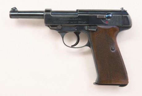 Hace unos días encontré por casualidad en una web extranjera un arma a la venta que hacía muchos años 20