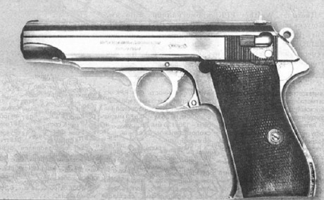Hace unos días encontré por casualidad en una web extranjera un arma a la venta que hacía muchos años 40