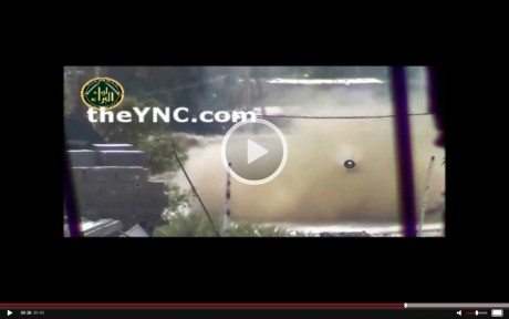 Si es verdad ,....no dejo testigos vivos

https://theync.com/cool/tank-firing-directly-at-you.htm


 Ojo 100