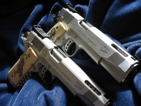 Os pongo este enlace porque me han dejado boquiabierto estos acabados que ofrece sig,  :shock:  :shock: 100