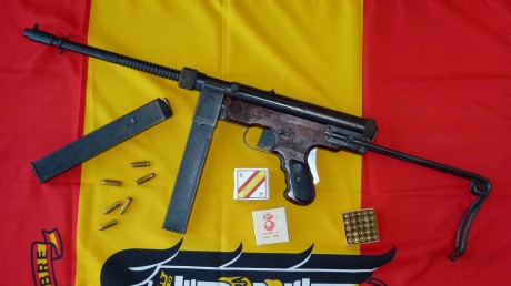 Hola,he abierto este hilo para que todos aquellos que tengais armas Españolas,podais lucirlas aqui con 22