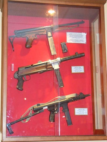 Hola, sé que esta arma no tuvo mucha historia a sus espaldas, pero no deja de ser un arma española, que 150