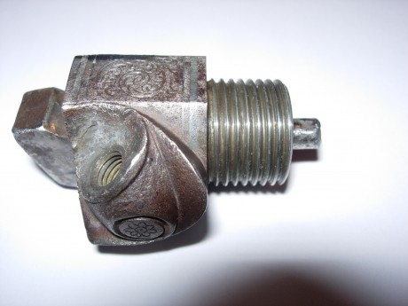 Bueno entro poco por aqui pero el otro dia me puse a limpiar el trabuco de mi suegro... no lo tomeis con 70