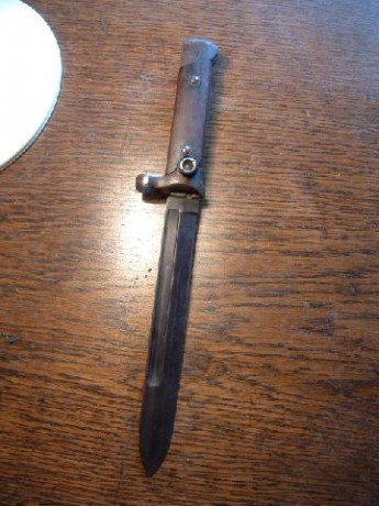 Hace unos días encontré por casualidad en una web extranjera un arma a la venta que hacía muchos años 10