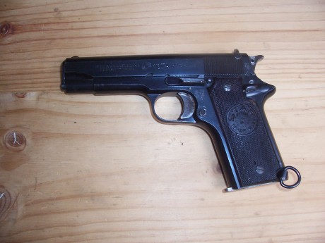 Hace unos días encontré por casualidad en una web extranjera un arma a la venta que hacía muchos años 00