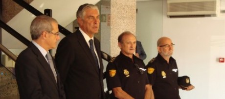 Lo primero, saludar y dar los buenos dias a todos..

Os comento lo que me sucedio ayer por la noche en 51