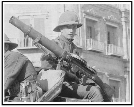 Hace unos días encontré por casualidad en una web extranjera un arma a la venta que hacía muchos años 60
