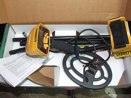 Buenos días vendo un detector de metales Garrett por no utilizarlo, esta semi nuevo, pido 190€.
Si quieres 00