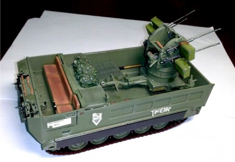 Quiero hacer la maqueta en 1/35 del M548 Slufae y necesito alguna imagen donde se vea la parte trasera.
Gracias 22