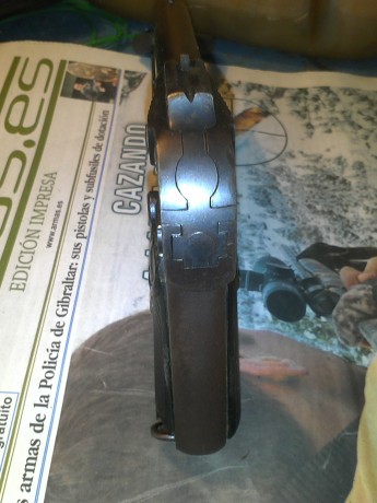 Hola,

Vendo o cambio por revolver, FN 1900 calibre 7.65 guiada en F, está en muy buen estado, el estriado 00