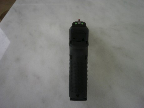 Se trata de una Glock 19 de cuarta generación,guiada en A, en magnifico estado mecánico y buen estado 02