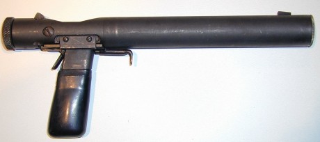 Hace unos días encontré por casualidad en una web extranjera un arma a la venta que hacía muchos años 151
