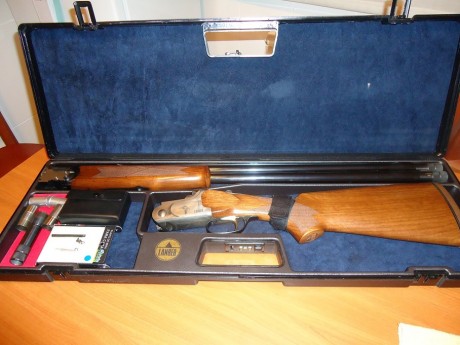 Vendo lanber 2097 sporting (plato/caza) como nueva. La compré por capricho y he tirado 3 cajones de cartuchos 02