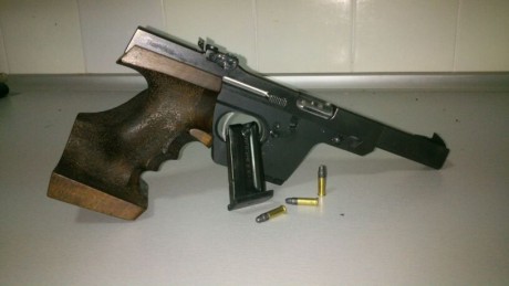 Walther GSP 22 lr. Como nueva. Se regala mirón.550 euros. Tlf -616589981 30