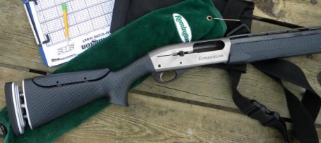 Hola, recientemente he adquirido la Remington 1100 que estaba a la venta en la Armería Navas, para mí 101