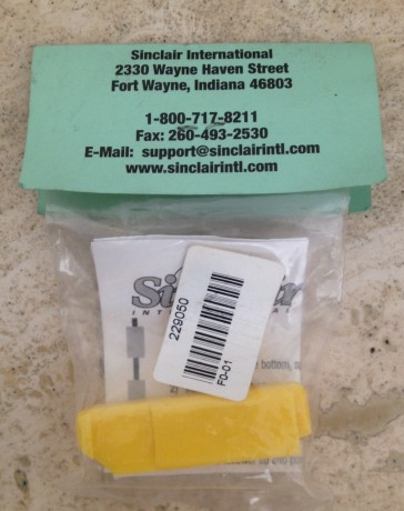 Está a  ESTRENAR  en sus paquetes originales.

PRECIO TODO:   60€   más envío.

KIT DE LIMPIEZA J. DEWEY:
 02