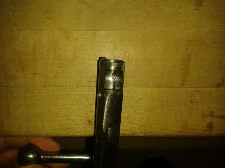 El Mosin-Nagant ..
es un rifle militar accionado por cerrojo, con cargador de cinco proyectiles, que 160