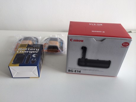 VENDO CANON BG-E14 GRIP PARA CANON EOS 70D NUEVO !! 
LLEVA DOS BATERIAS Y CARGADOR DE REGALO
SE ENCUENTRA 00