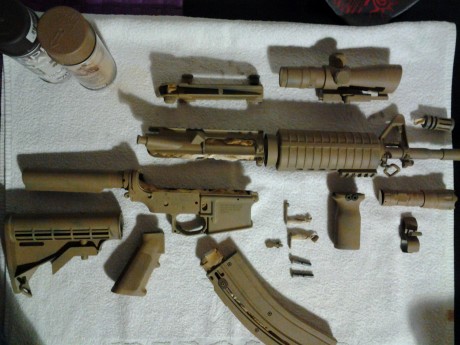 Hola,saco este nuevo tema,pues como yo,muchos de vosotros,amantes de las armas de corte tactico del 22,customizais,vestis,adornais 00
