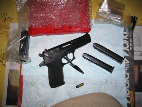 Abro este Hilo para que colguemos nuestras armas de IPSC, para que babeemos constantemente y veamos mejoras 00