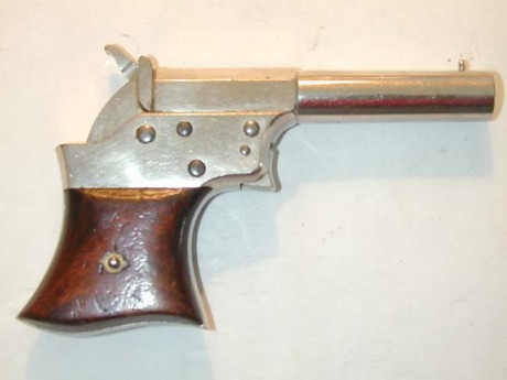 Hace unos días encontré por casualidad en una web extranjera un arma a la venta que hacía muchos años 20