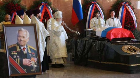 A los 94 años nos deja el inventor del ak-47 GRACIAS. D.E.P. Saludos


https://www.rtve.es/noticias/20131223/muere-94-anos-mijail-mijail-kalashnikov-inventor-del-fusil-mas-vendido-del-mundo/831960.shtml