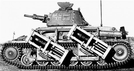 conocí este juego gracias un post de Pedazodeanimal

https://www.armas.es/foros/armas-y-videojuegos/juego-de-tanques-panzer-busco-t905052.html

¿alguien 40