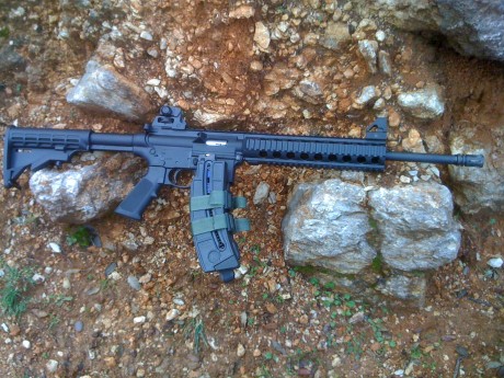 Hola,saco este nuevo tema,pues como yo,muchos de vosotros,amantes de las armas de corte tactico del 22,customizais,vestis,adornais 20