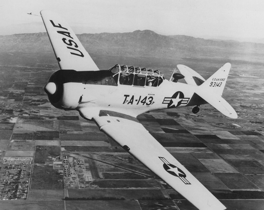Se estima que estara operativo en la USAF hasta el año 2030, lo que supone casi 80 años. Pues si inicia 70