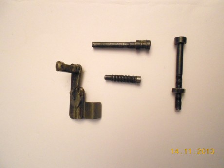 Vendo pistola UNIQUE DES 69 .22 LR, guida en F.
Me planteo abandono de la actividad.
Es una veterana pero 12
