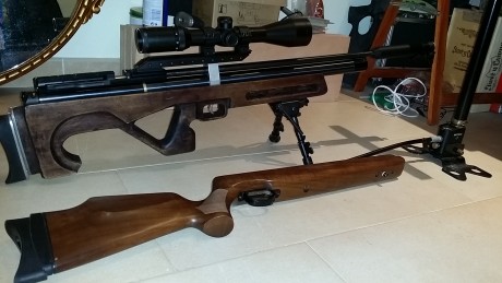 Vendo esta carabina por exceso de armas. Es una hatsan at44  long cal.6'35 cañon LW. Regulador paco70, 20