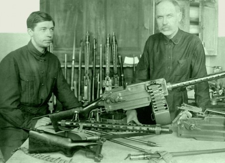 Hace unos días encontré por casualidad en una web extranjera un arma a la venta que hacía muchos años 102