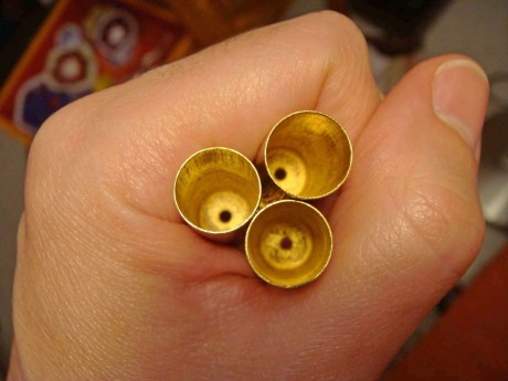 Hola.
Ya se que los venden hechos.
No, no me refiero a los cartuchos. 
¿ Alguien me podria "orientar", 162