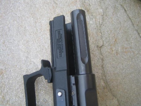 alguien sabe si este arma de fogueo se puede traer a españa, es una autentica pasada, es un arma de fogueo 120